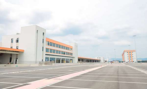 廣州白云機(jī)場(chǎng)三期東貨運(yùn)區(qū)項(xiàng)目竣